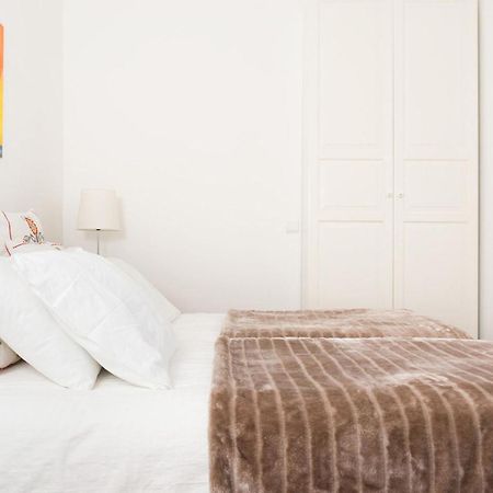 Stylish Lisbon Apartment In Alfama Esterno foto
