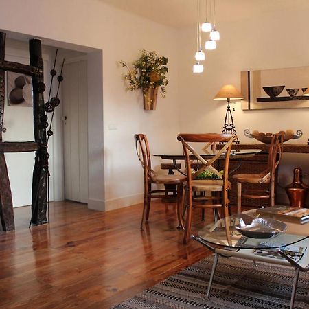 Stylish Lisbon Apartment In Alfama Esterno foto