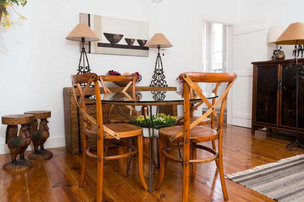 Stylish Lisbon Apartment In Alfama Esterno foto